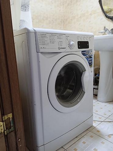 indesit: Срочно! Стиральная машина Indesit 6 кг (узая, рабочая) ​Цена: 6 500 — 1