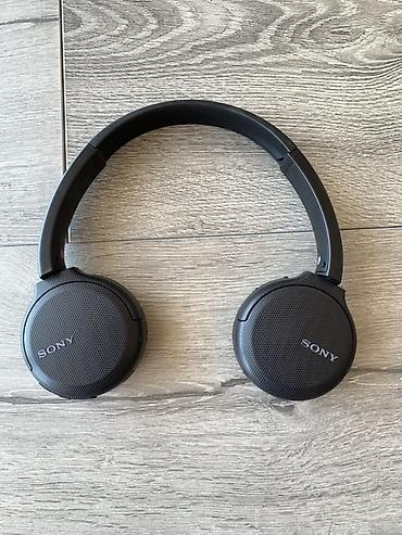 Qulaqcıqlar: Məhsul: Sony simsiz on-ear qulaqlıq Yeni kimidir 1-2 ay islenib — 1