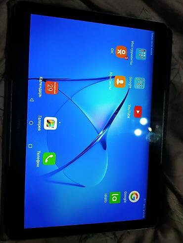 Планшеты: Планшет, Huawei, память 16 ГБ, 9" - 10", Wi-Fi, Б/у, Классический — 8