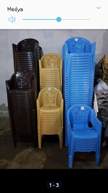bag stullari: Plastic masa ve oturacaqlar satilir her biri yenidir reng secimi