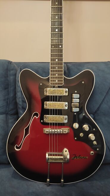 Elektro gitaralar: Elektron gitara, 6 sim