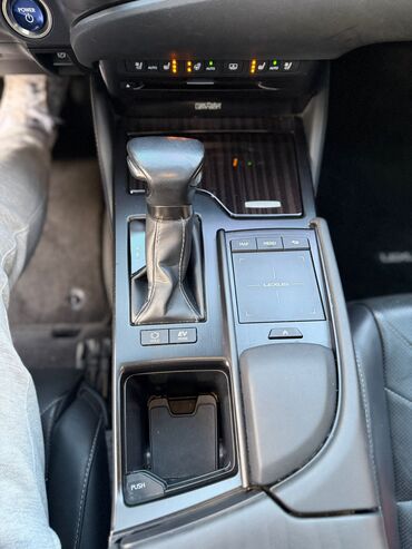 Lexus: Lexus ES: 2020 г., 2.5 л, Гибрид — 12