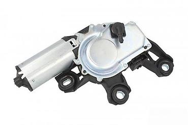alternator: AUDI A4 B8 MOTOR ZADNJEG BRISACA | NOVO! NOVO! NOVO! Na prodaju — 1