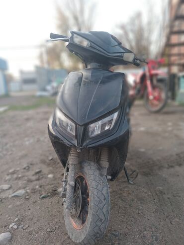 купить мотороллер муравей в бишкеке: Скутер түрү M8, 150 куб. см, Бензин, Колдонулган