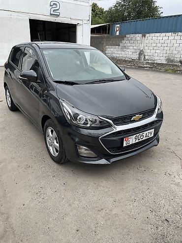 чулок спринтер: Chevrolet Spark: 2019 г., 1 л, Вариатор, Бензин, Хэтчбэк — 1