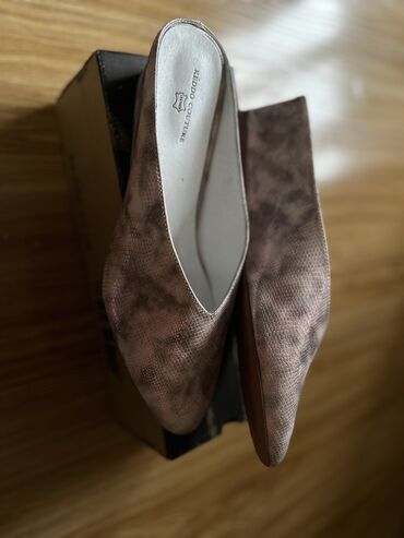 обувь мюли: Мюли кожаные от Кеддо новые