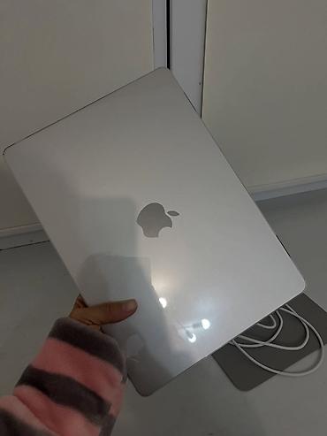 Ноутбуки Apple (MacBook): Продаю Макбук Про в идеальнейшим состоянии. Характеристики для — 1