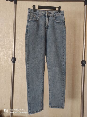 джинсы размер м: Прямые, Высокая талия, Стрейч