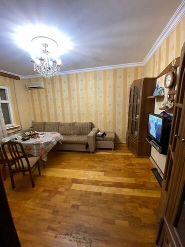 Köhnə tikili: Bakı, Bakıxanov qəs., 3 otaqlı, Köhnə tikili, 85 kv. m — 1