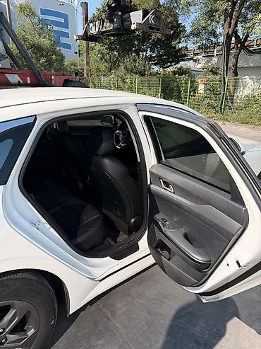 baic eu5: Kia K5: 2021 г., 2 л, Автомат, Газ, Седан — 6