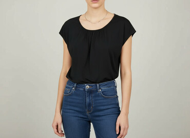 bluzy z hello kitty: Mohito, Women's blouse, size 2XS (EU 32)