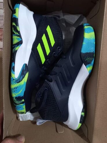 хаљине свечане: Trainers, Adidas, size - 37