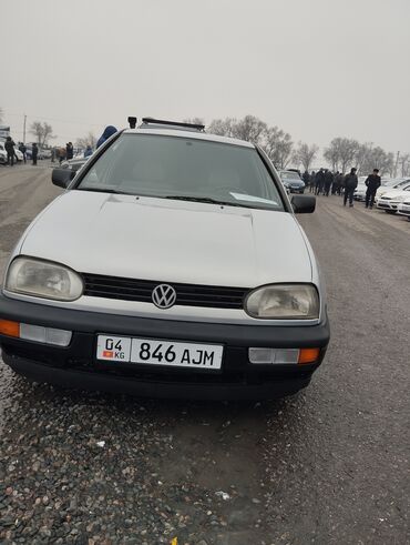 фолсваген жук: Volkswagen Golf: 1992 г., 1.8 л, Механика, Бензин, Хетчбек