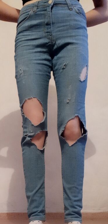 джинсы 25 размер: Түз, Жыртылган