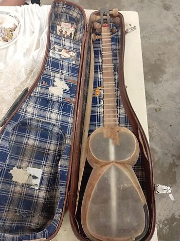 kama: 1992 ci il Tut ağacından hazırlanmış milli musiqi aləti Tar ehtiyacı — 1