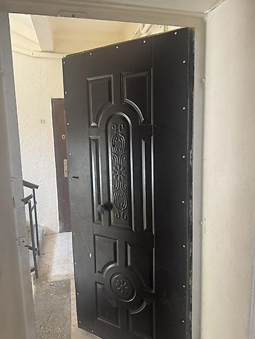 karta: Dəmir giriş qapısı - Material: möhkəm metal konstruksiya - Rəng: qara — 2