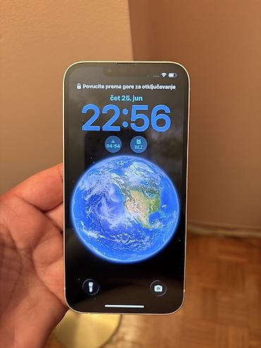 Apple iPhone: Apple iPhone 13 – bele boje - Ekran: 6.1" Super stanje telefona — 2