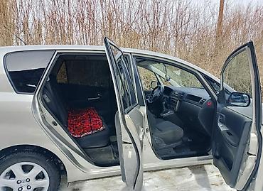 Toyota: Toyota Corolla Verso: 2003 г., 1.8 л, Механика, Минивэн — 8