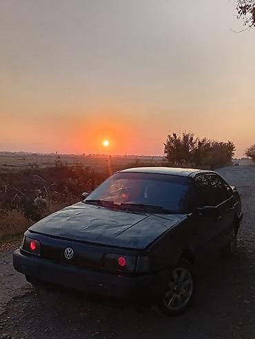jetta vs5: Volkswagen Passat: 1990 г., Бензин, Седан — 2