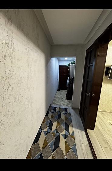 Продажа квартир: 3 комнаты, 58 м², 6 мкр 104 серия, 1 этаж, Косметический ремонт — 2