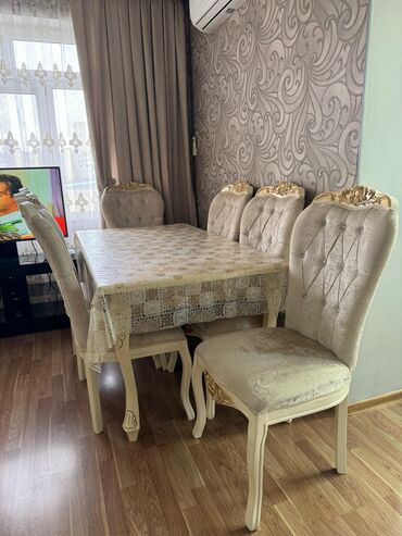 2ci əl masa dəsti: Masa desti 380₼ 6 stulnan .Ela veziyyetde .Unvan Ehmedli &Rumi