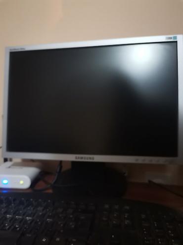 Desktop računari i radne stanice: Na prodaju računar Procesor: AMD A6 - 3670 2.70 GHz dual core Ram:4GB — 2