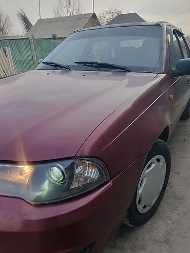 spark спарк: Daewoo Nexia: 2010 г., 1.6 л, Бензин, Седан — 2