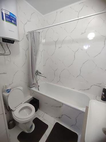 Посуточная аренда квартир: 1 комната, Душевая кабина, Постельное белье, Кондиционер — 7