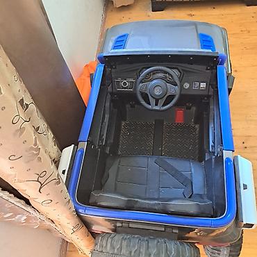 Uşaq dünyası: Uşaq üçün elektrikli miniatür jeep tipli maşın - Brend üslubu — 1