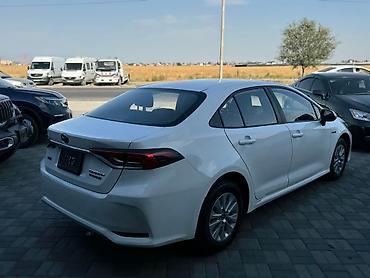 corola: Toyota Corolla: 2019 г., 0.1 л, Автомат, Гибрид — 6