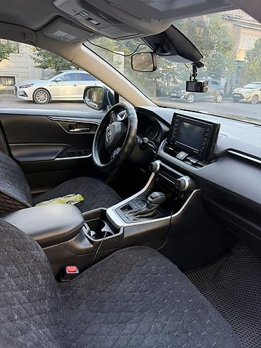 4wd 20132020: Toyota RAV4: 2021 г., Автомат, Бензин, Кроссовер — 4