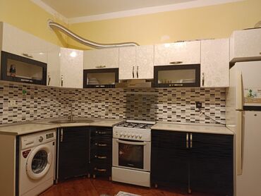 Salon masaları: Endirim💥💥💥Metbex mebeli. 440man. Olcu 6metr.Ustunde Moyka