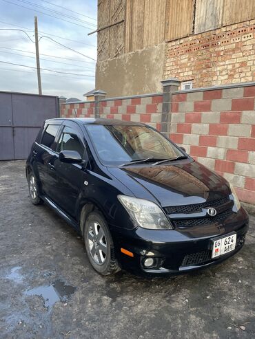 продам срочно машину: Toyota ist: 2005 г., 1.5 л, Автоматтык, Бензин, Хетчбек