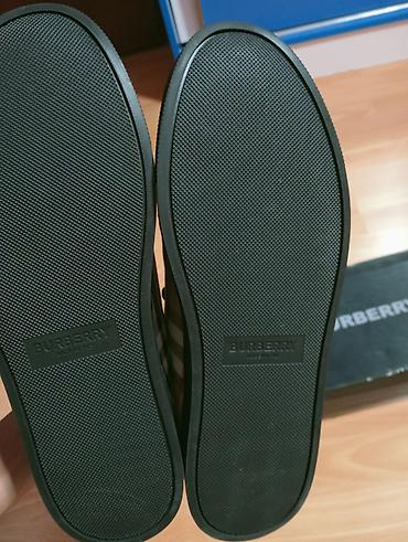 Krasofkalar və idman ayaqqabıları: Burberry kişi krossovkaları - Model: Aşağı profilli, bağcıqlı — 7