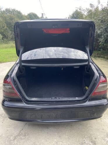 Mercedes-Benz: Mercedes-Benz E 220: 2.2 l | 2008 il Sedan — 6