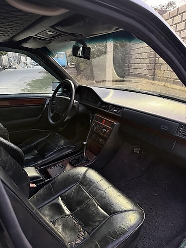 кузов на 210: Mercedes-Benz W124: 1993 г., 2.8 л, Механика, Бензин — 8