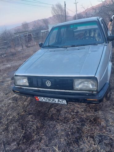 Volkswagen: Volkswagen Jetta: 1984 г., 1.8 л, Механика, Бензин, Седан