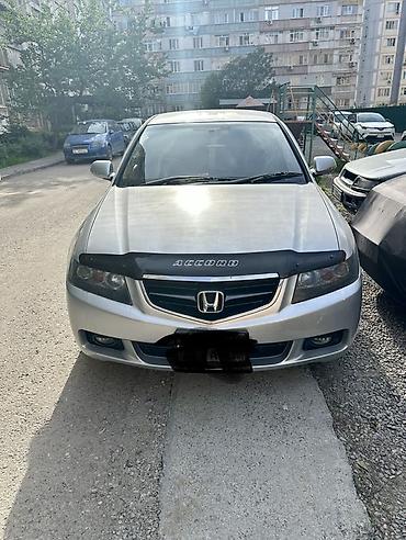 honda inside: Honda Accord: 2003 г., 2.4 л, Автомат, Бензин, Седан — 8
