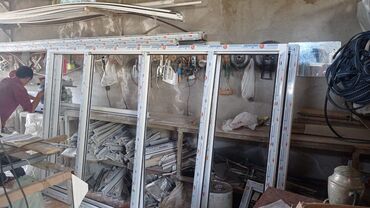 Qapıların təmiri: Plastik qapi və pencərələrin sifarişi,jalüz,dus kabin,cam balkon — 11