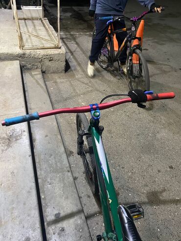 İdman velosipedləri: Şəhər və enduro tipinə uyğun yığılmış velosiped - Çərçivə: Yaşıl — 1