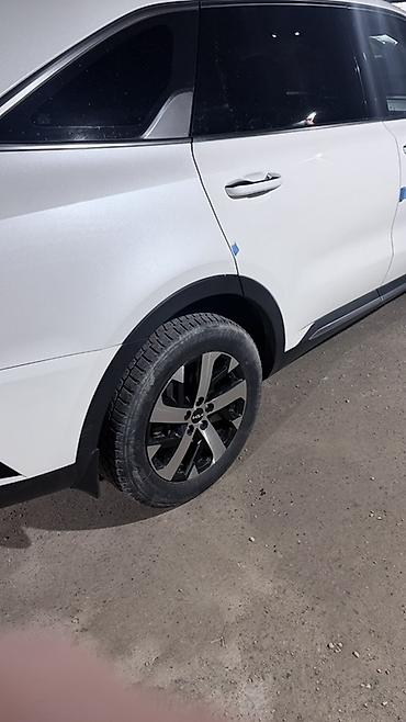 Kia: Kia Sorento: 2022 г., 2.5 л, Автомат, Бензин, Кроссовер — 2