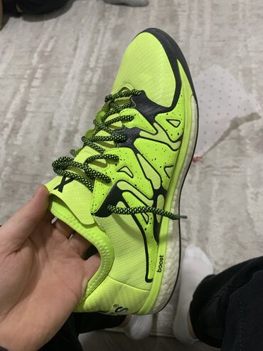 Кроссовки и спортивная обувь: Мужские кроссовки, 42, Adidas, Новый, цвет - Зеленый, Самовывоз