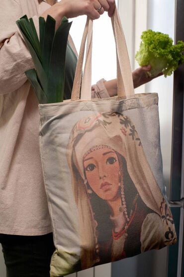 Графические дизайнеры: Графический дизайнер — 10