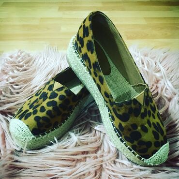 Makasin və loferlər: Ölçü: 37, rəng - Qəhvəyi, İşlənmiş -da lalafo.az — 8 Makasin və loferlər: Ölçü: 37, rəng - Qəhvəyi, İşlənmiş — 8