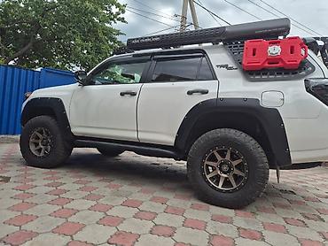 колор: Toyota 4Runner: 2022 г., 4 л, Автомат, Бензин, Внедорожник — 10