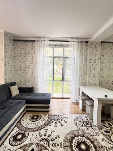 Продажа квартир: Продается 2 комнатная квартира в ЦО «Лазурный берег». Квартира — 5