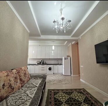 офис в жилом доме: 2 комнаты, 50 м², Элитка, 2 этаж, Дизайнерский ремонт