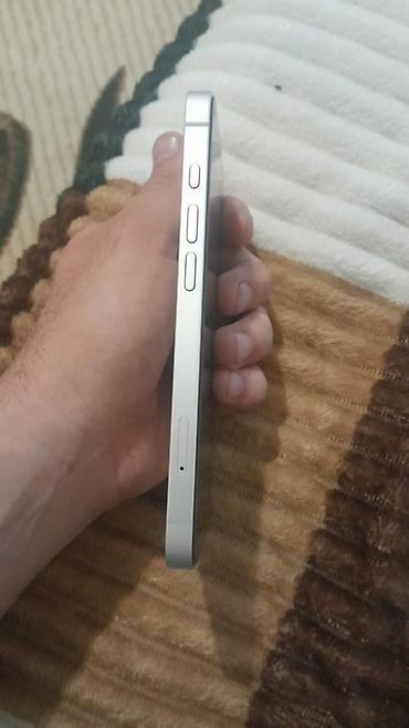 iphone xarab: IPhone 16e, 128 GB, Gümüşü, Zəmanət — 3
