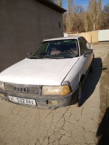 w211 авто: Audi 80: 1988 г., 1.8 л, Механика, Бензин, Седан