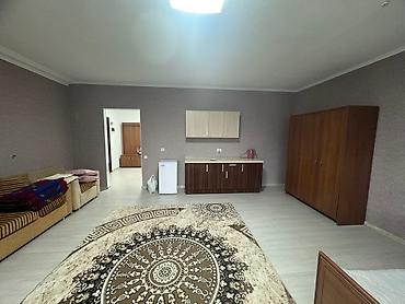 студийный стол: 🏡 Сдаётся 1-комнатная квартира 📍 Asia Palace Beach VIP, с. Сары-Ой — 4
